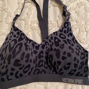 Victoria Secret sports bra